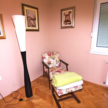 Relaxed Hillside House * Sarajevo